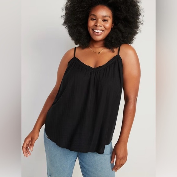 NWT Old Navy Plus Size Ruffled Textured-Dobby Swing Cami Top/Tank - Black, 4X - Picture 1 of 5